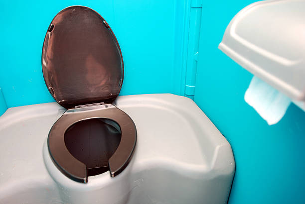 Best Luxury portable toilet rental  in Cave City, KY